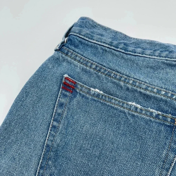 BDG Urban Outfitters Women’s Size 29 High Waisted Denim Shorts Raw Hem Cheeky - Picture 4 of 10